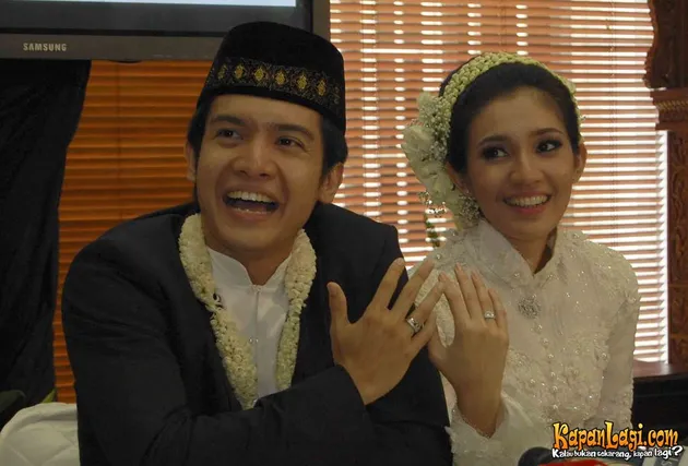 dimas seto, dhini aminarti