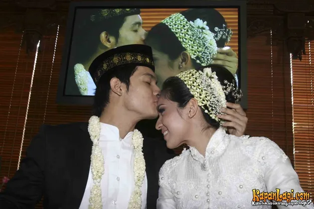 dimas seto, dhini aminarti