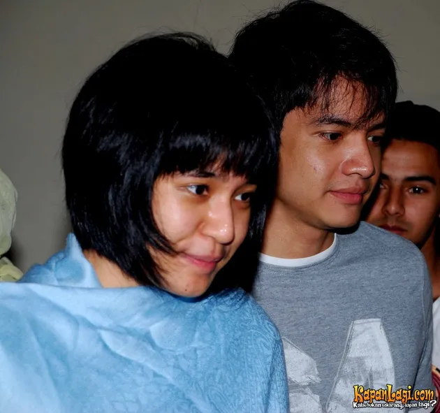 dimas seto, dhini aminarti