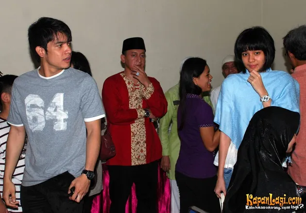 dimas seto, dhini aminarti