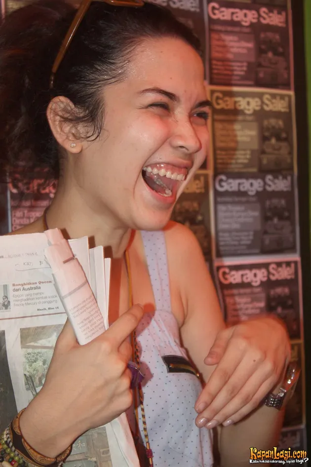 dinda kanyadewi, fitri tropica