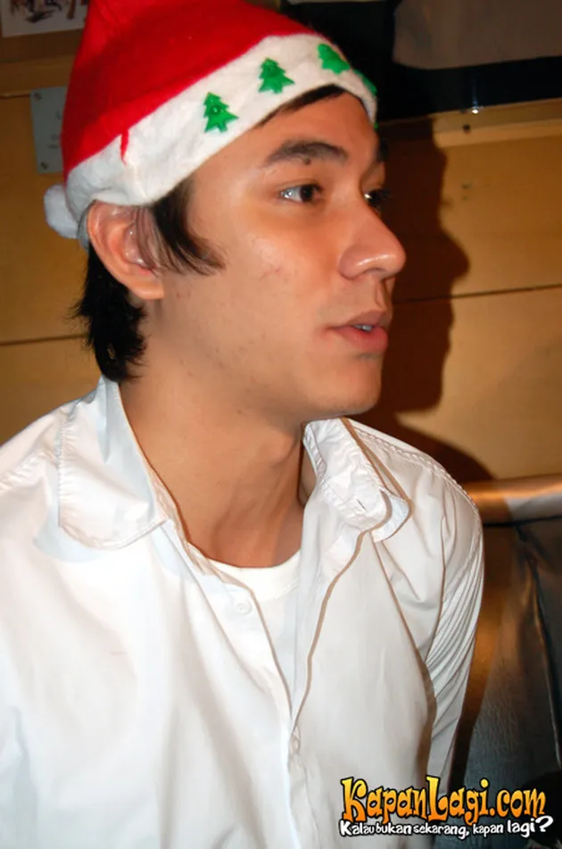 donna agnesia dan darius sinarthya