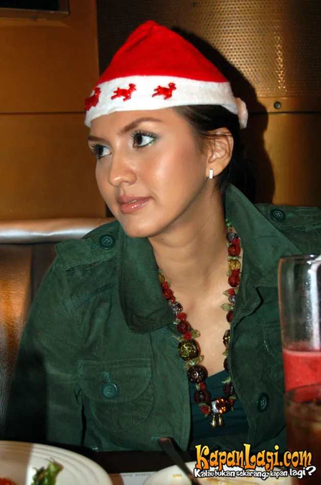 donna agnesia dan darius sinarthya