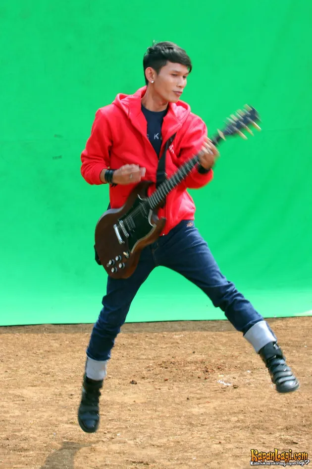 Drive Band - The Titans