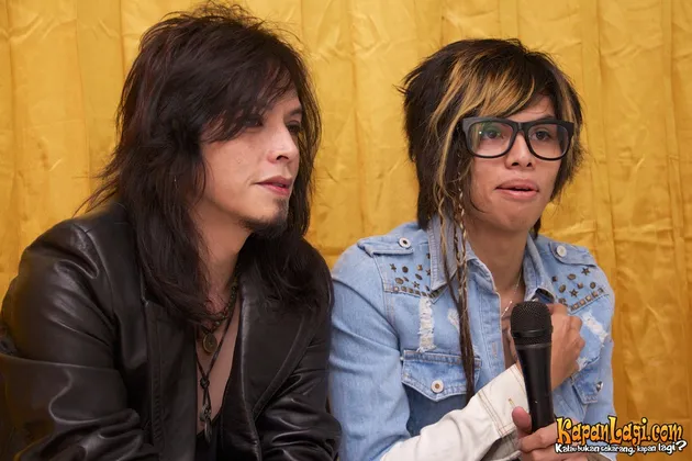 Ovy &amp; Axel