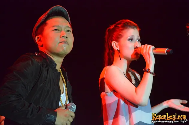 Sandhy Sondoro - Millane Fernandez