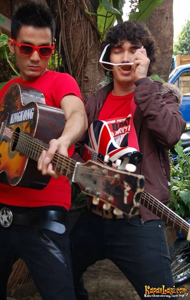 Aldi Taher, Bachan