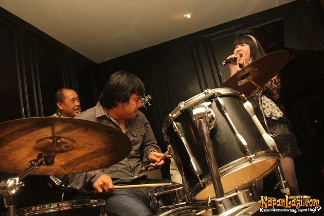 Dwiki Dharmawan dan Ita Purnamasari