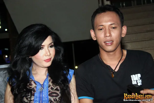DYRGA DADALI BAND DAN PEDANGDUT YULIA AMELIA BICARA SOAL 