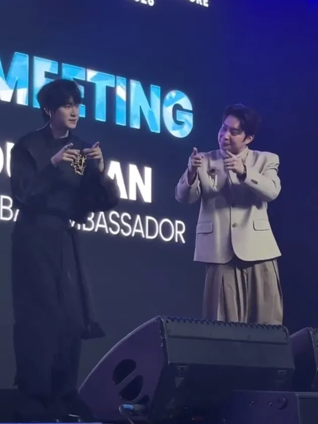 Edric Tjandra bawakan acara fanmeeting Zhou Yiran