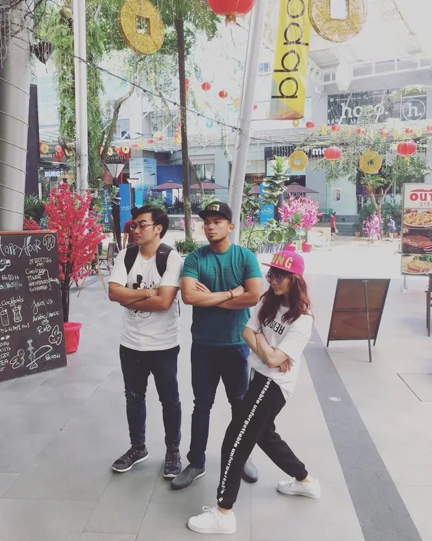 rina nose mantan pacar