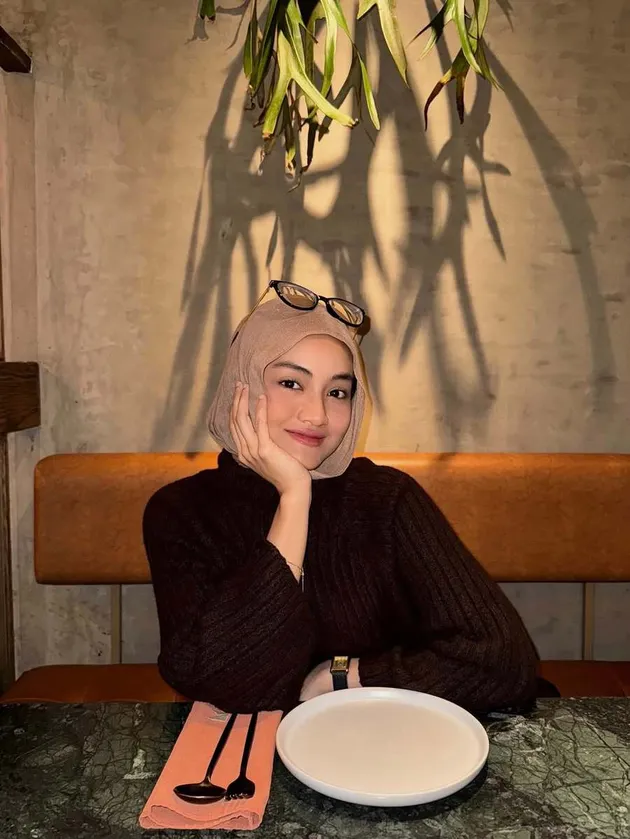 Eltasya bawakan dengan karakter sendiri