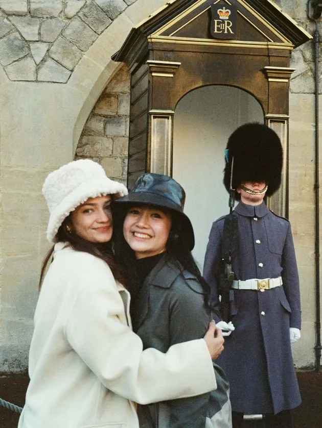 Enzy Storia dan Febby Rastanty