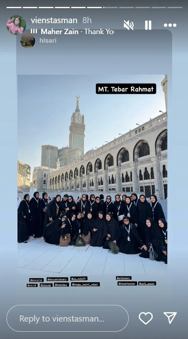 Erin Taulany Saat Laksanakan Ibadah Umrah