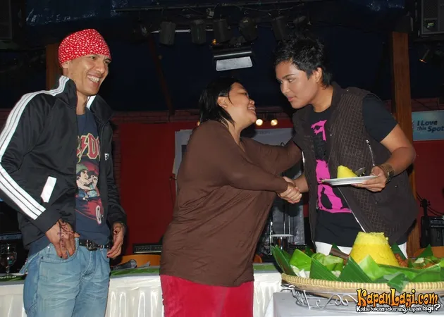 dewi sandra