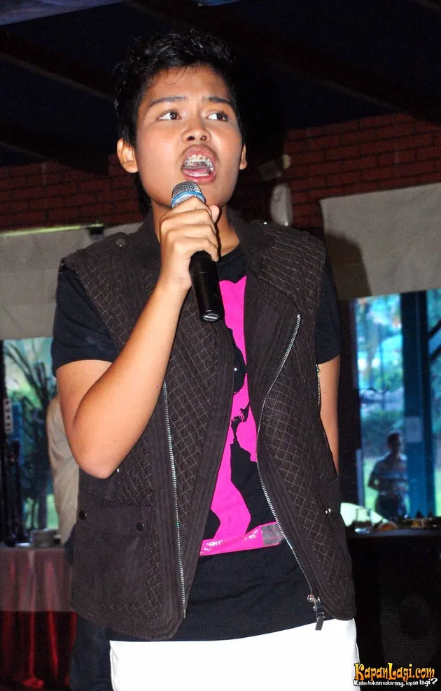 dewi sandra