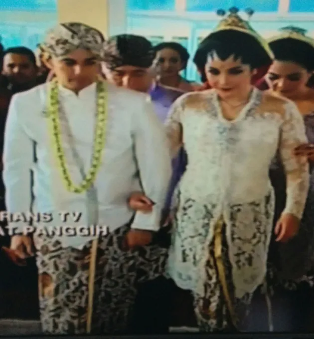 Nagita Slavina - Raffi Ahmad Menikah
