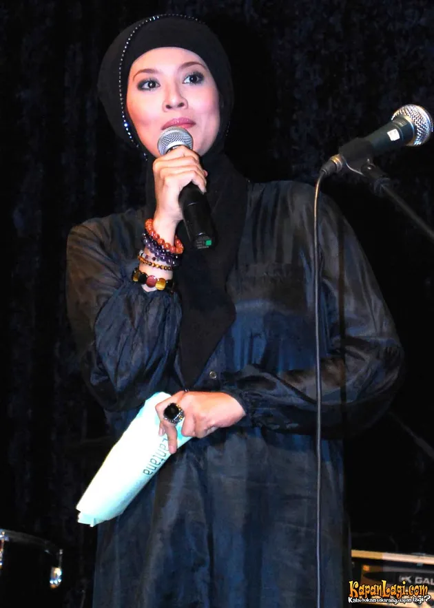 Elma Theana