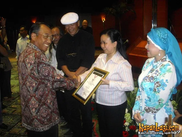elvi sukaesih