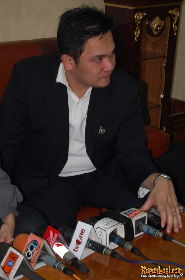 farhat abbas
