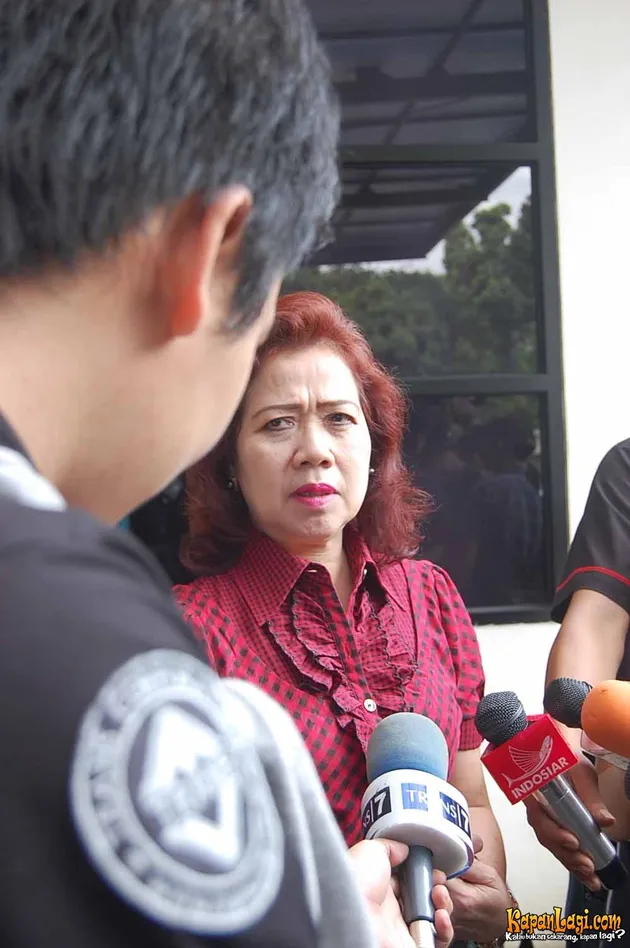 emi syarif