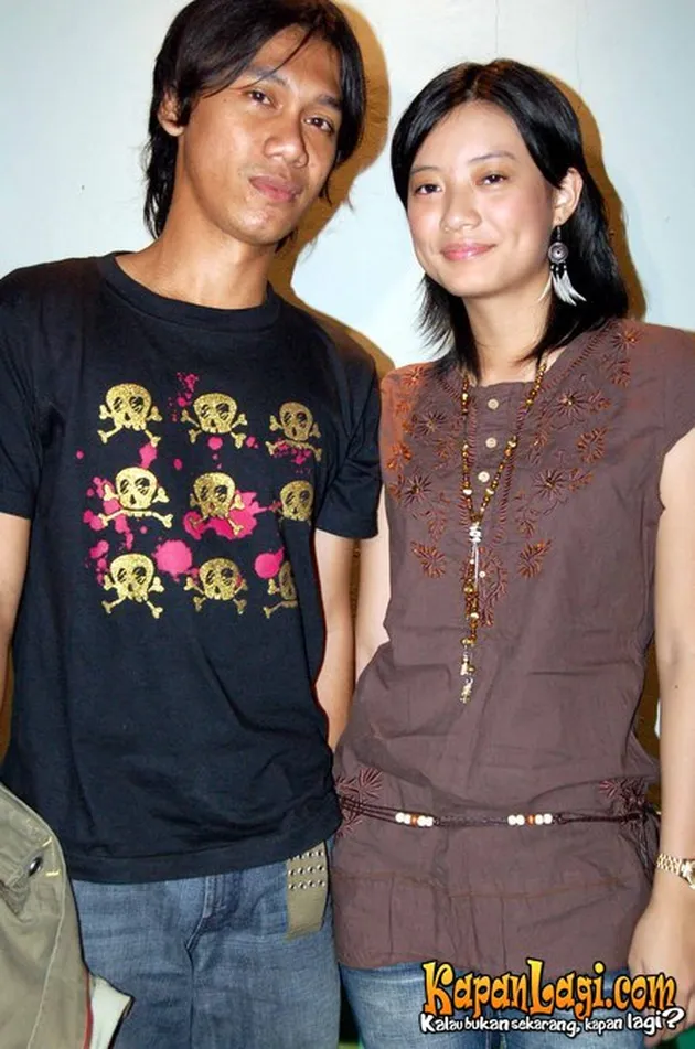 Eross Chandra dan Leony