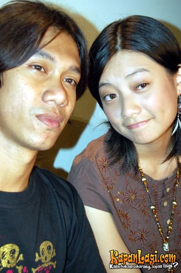 Eross Chandra dan Leony