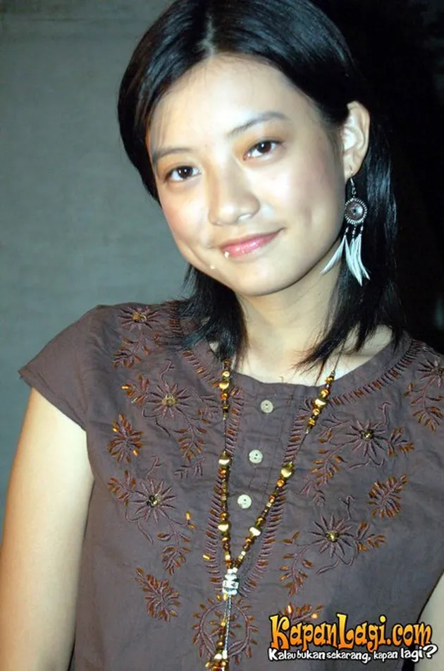 Eross Chandra dan Leony