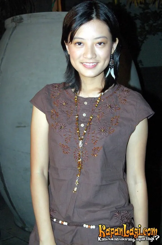 Eross Chandra dan Leony