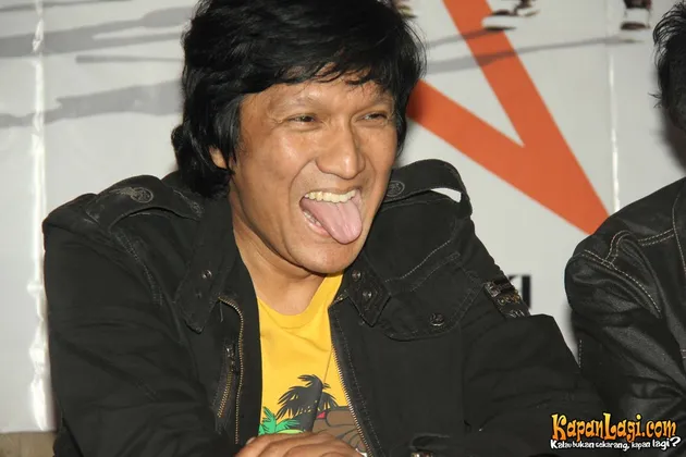 Ikang Fawzi dan Esta Band