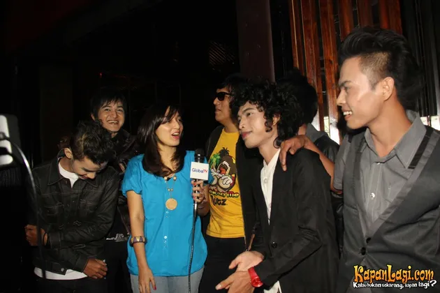 Ikang Fawzi dan Esta Band