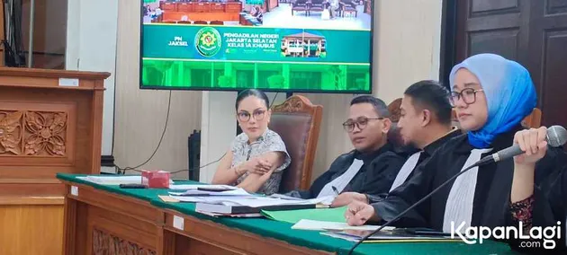 Pertemuan Nikita Mirzani dan Saksi