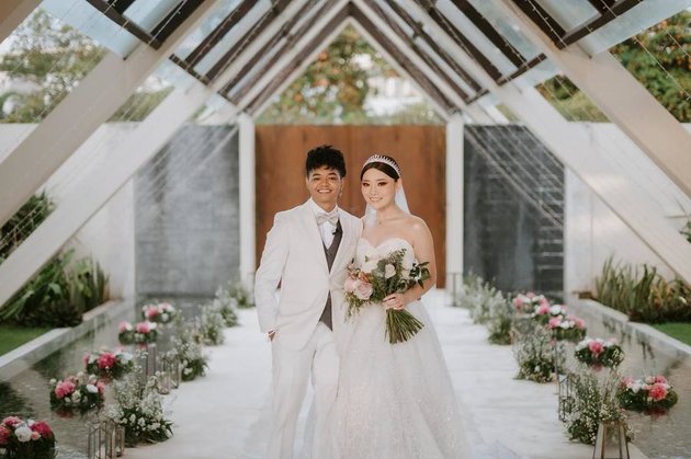 Setelah hampir 3 tahun berpacaran, Reza Arap dan Wendy Walters menikah pada tanggal 21 Februari 2021. Pernikahan itu pun digelar secara tertutup di Bali. 