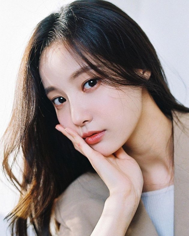 Facts about Yeonwoo from MOMOLAND Rumored to be Dating Lee Min Ho, Once Admired by Leeteuk Suju?
