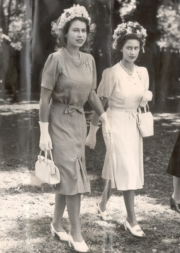 Fashion Ikonik Ratu Elizabeth II