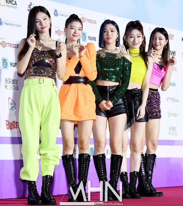 ITZY's Fashion that Makes Fans Want to Fire the Stylist, Considered Dangerous and Unironed Clothes