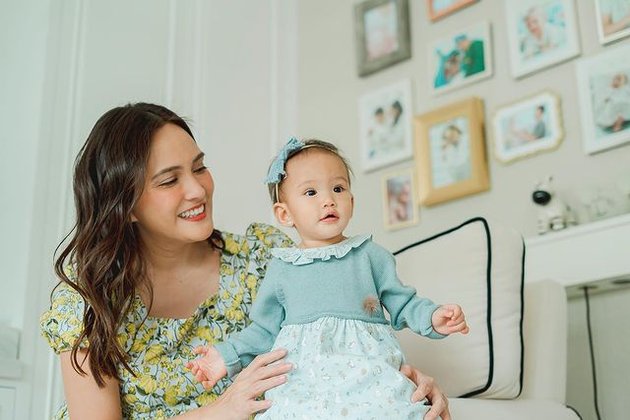 Fashionista Cilik! 12 Photos of Baby Claire, Shandy Aulia's Daughter, Wearing Various Stylish Outfits, From a Balinese Girl to Playing in the Rice Field