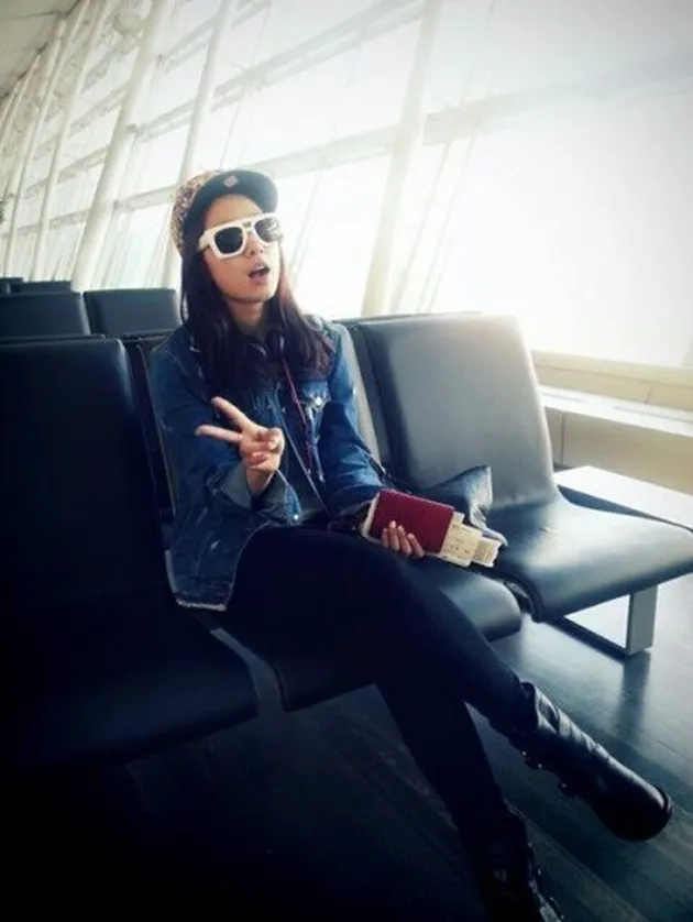 Fashion OOTD Park Shin Hye