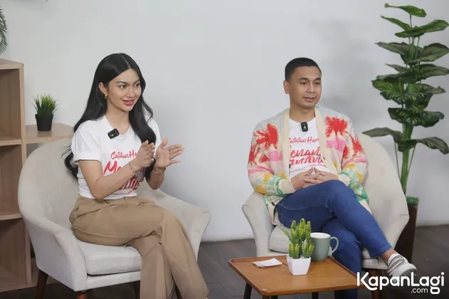 Ariel Tatum dan Raditya Dika