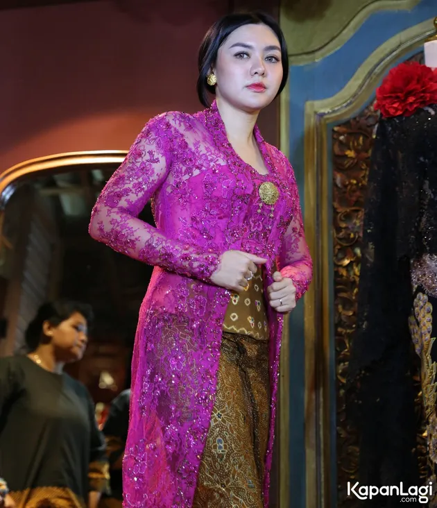 vicky shu menikah