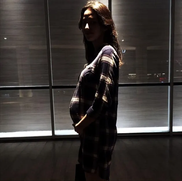Dahlia Poland Baby Bump