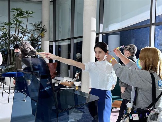 Photos Behind The Scenes of Bae Suzy While Filming the Drama 'ANNA', Showcasing Natural Beauty and Glamorous Style!
