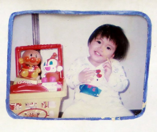 FOTO FOTO CANTIK MASA KECIL  EVELYN ISTRI AMING IMUT 