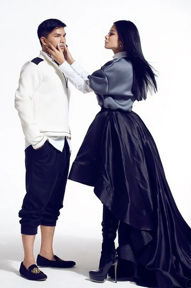 Chelsea Olivia - Glenn Alinskie