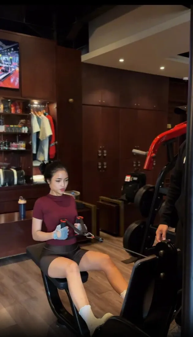 Fuji Termotivasi Ngegym Untuk Badan Lebih Bagus