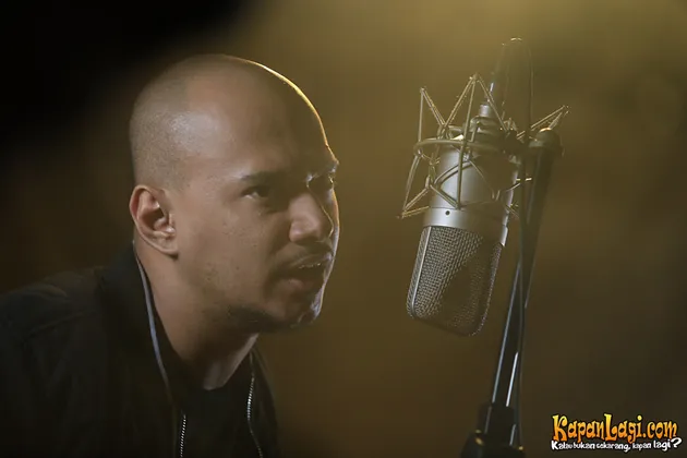 Cowok kelahiran 5 Juli 1989 ini pun berharap video klip dan single keduanya ini bisa diterima oleh penikmat musik Indonesia.