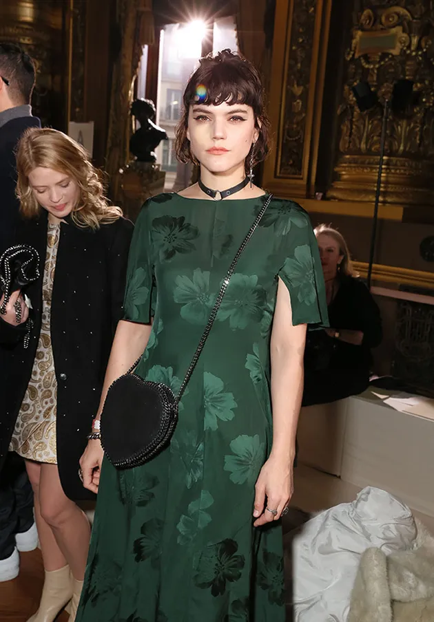 SoKo, Pacar Lesbian Kristen Stewart