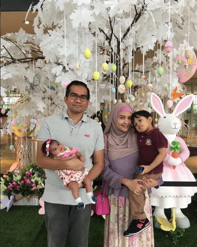 Intan Nuraini Berhijab