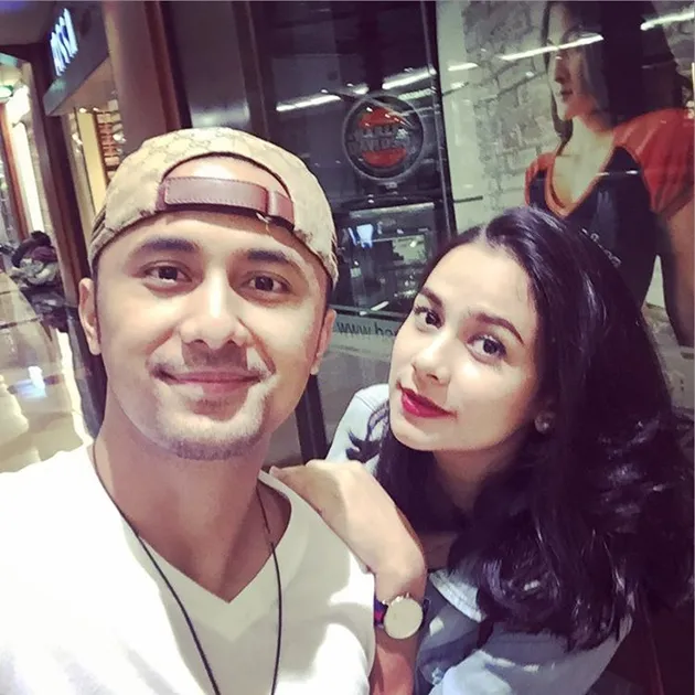 Hengky Kurniawan - Sonya Fatmala