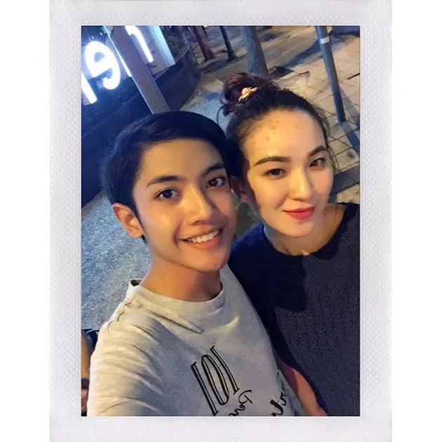 foto lama Millen sepupu Aurel